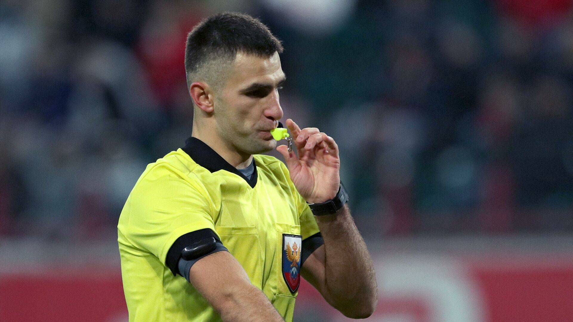 Алексей сухой арбитр. Сухой алексей футбольный судья. Сухой алексей футбольный судья. Сухой арбитр. Алексей сухой арбитр.